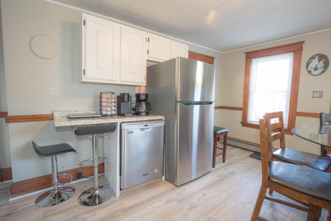 Sunnyside Home Near Sunday River, Black Mountain, Lakes And Hikes Rumford Exterior photo
